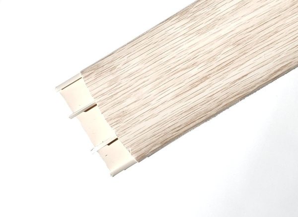 Наличник пластиковый  2200х70х14 клен вермонт с кабель каналом Идеал---